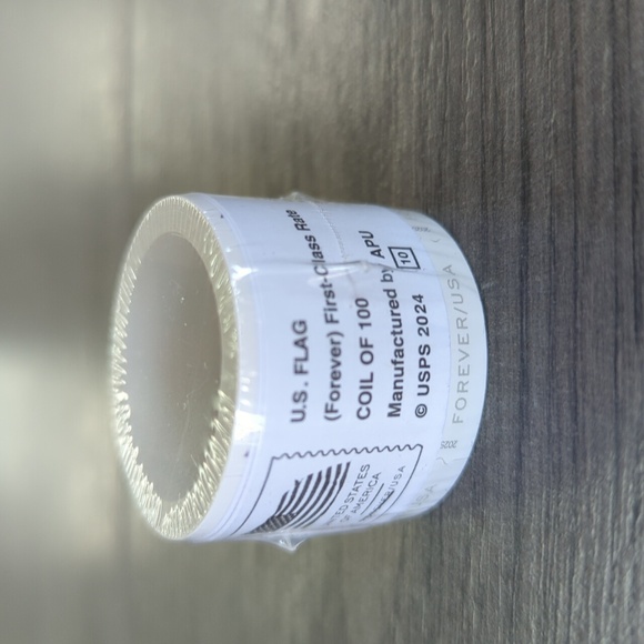 Forever First Class Stamps Roll Of 100 - Picture 2 of 2